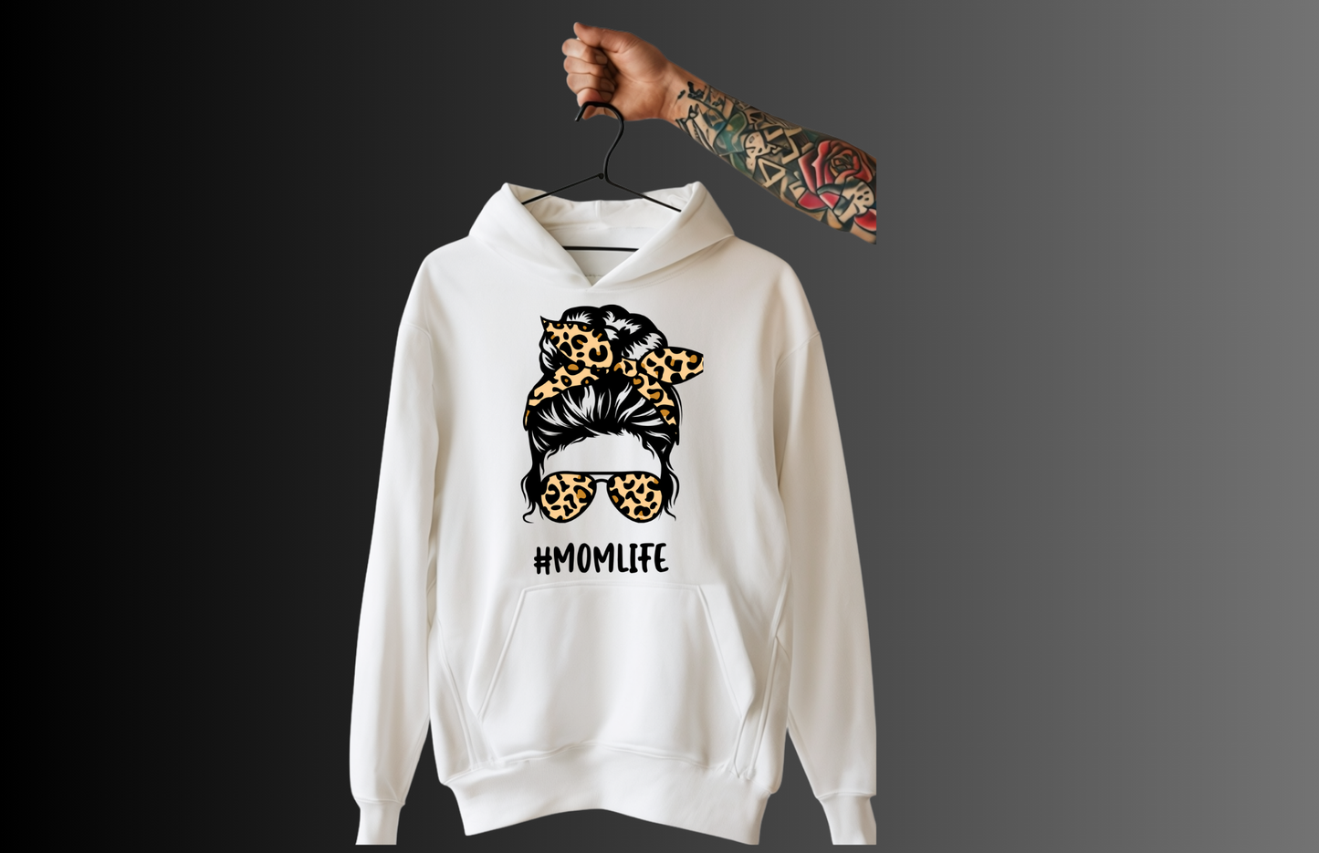 #Momlife leopard Hoodie